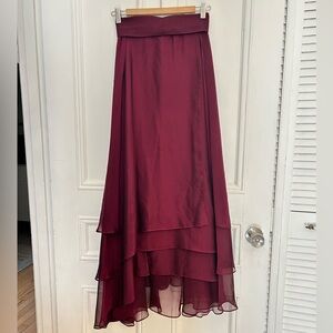 Elegant Burgundy/Purple Layered Skirt